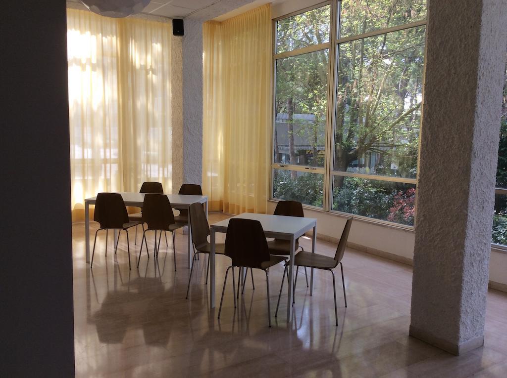 Hotel Augustus ミラノ・マリッティマ エクステリア 写真
